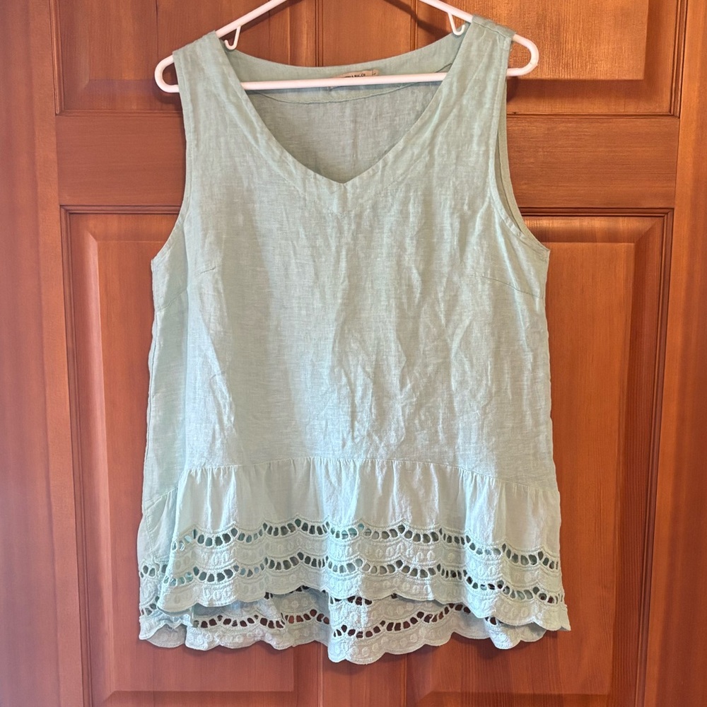 NWOT Valentina Naldi Mint Linen Tank Top with Eyelet Hem
